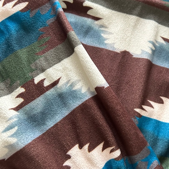 Western Button Up - Picture 2 of 3